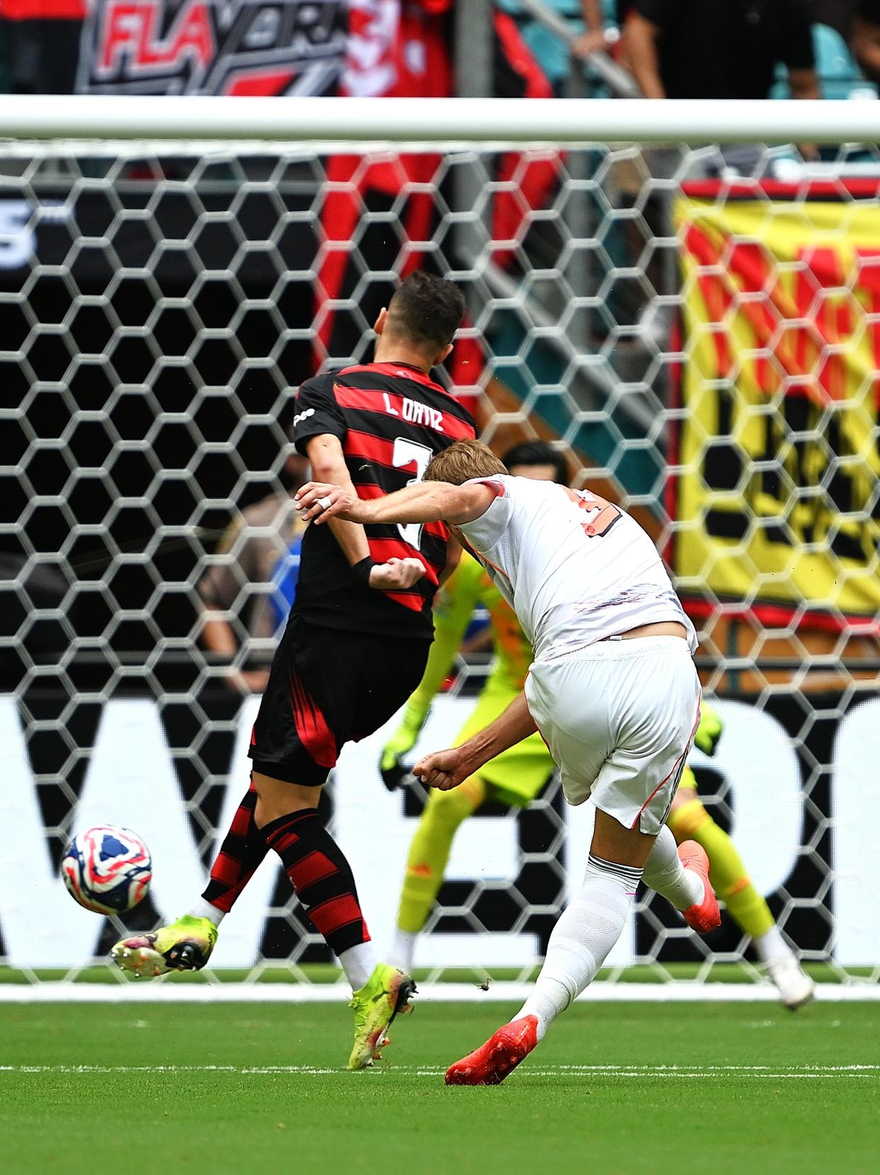 转会期拜仁慕尼黑备战欧冠，远射贴柱细节曝光，话题不断，球队文化再被提及的简单介绍-英雄联盟S15